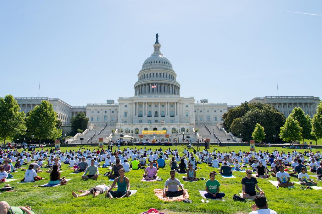 dia internacional del yoga en washington